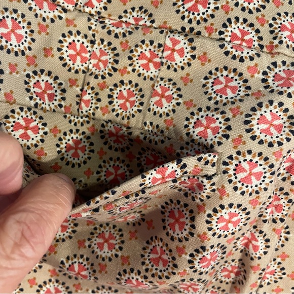 LOFT Julie Riviera Crop Capri Pant Beige Pink Print Women 8 Flattering Versatile - Picture 5 of 11